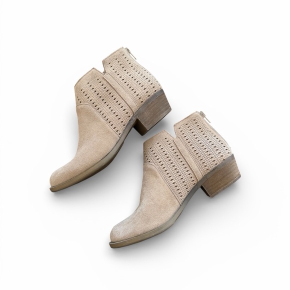 Kensie Shoes - NWOB Kensie Grayce Perforated Suede Booties - Size 6.5 - Tan